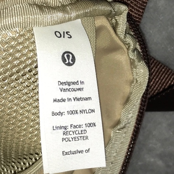 Lululemon belt bag (out of stock in store and online) - Picture 6 of 8